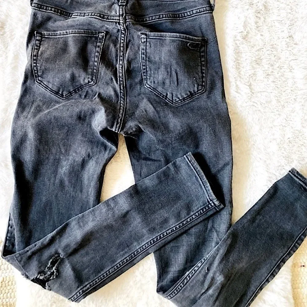 Hollister Grey Distressed High Rise Jean Leggings SZ 26 Factory Holes in Knees - Picture 2 of 5